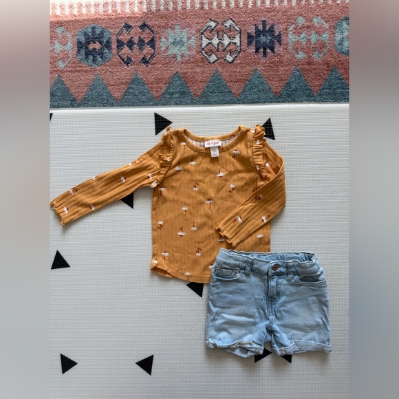 Okie dokie|Baby girl,toddler Mustard Long Sleeve Top ditsy floral & jean shorts• - Picture 1 of 5